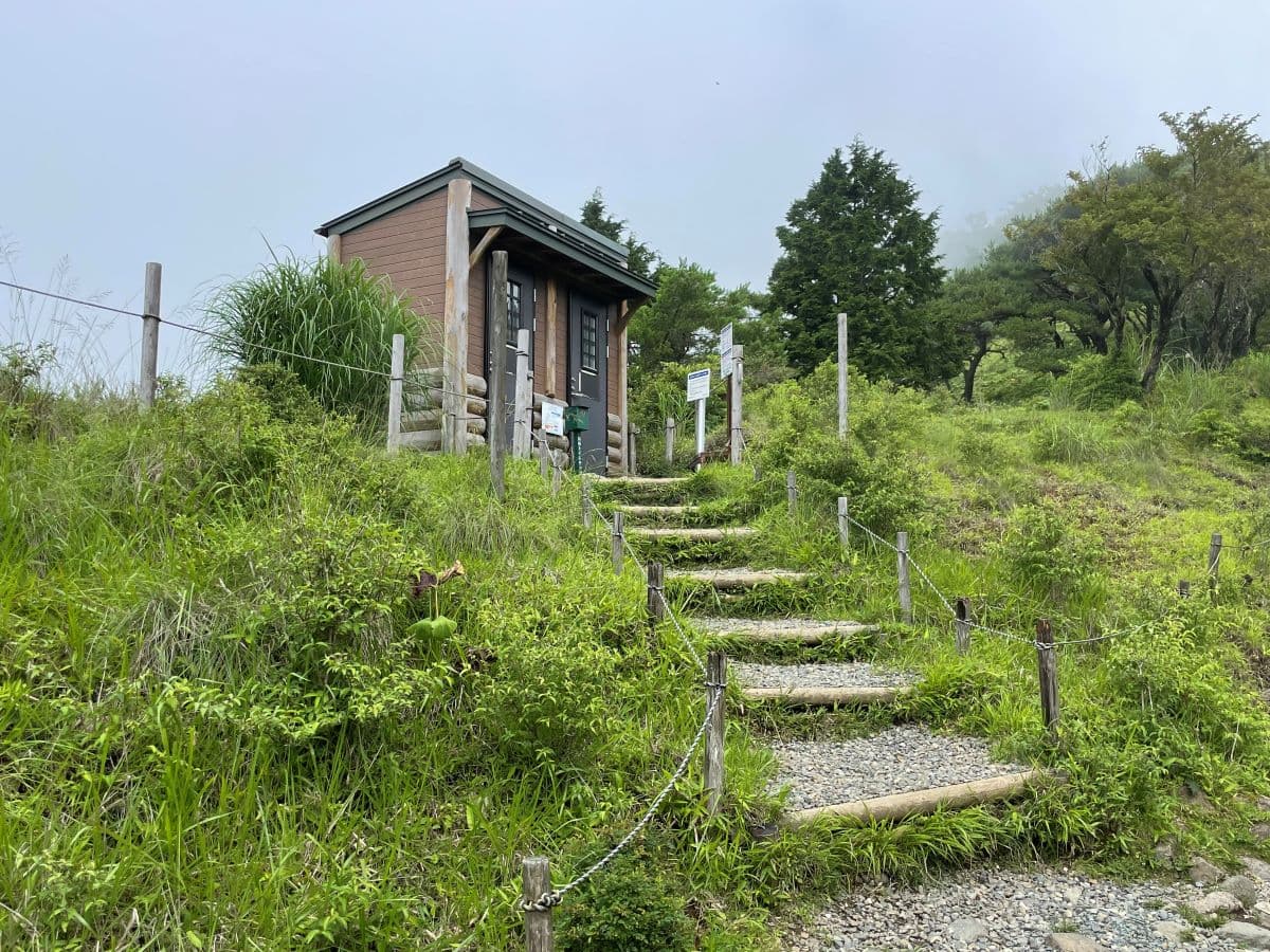 花立山荘にあるバイオトイレ